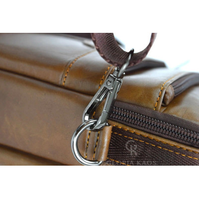 Borsa a tracolla in vera pelle di qualità superiore Art. 8817 Borsa a tracolla in vera pelle di qualità superiore Art. 8817