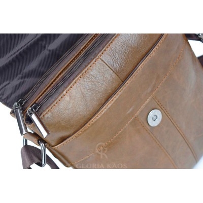 Borsa Tracolla Uomo in Vera Pelle Art. 8822 Borsa Tracolla Uomo in Vera Pelle Art. 8822