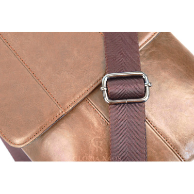 Borsa Tracolla Uomo in Vera Pelle Art. 8822 Borsa Tracolla Uomo in Vera Pelle Art. 8822