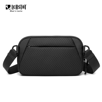 Leastat Marsupio Monospalla Uomo LT2121 Leastat Marsupio Monospalla Uomo LT2121